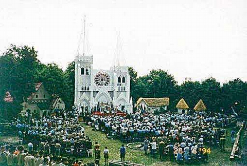 Messe du dimanche (foule)